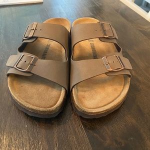Cushionair sandals size 9.5 women’s